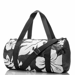 Aloha Collection waipi’o duffel bag